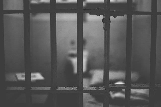湖北一女子被判十年半却从未入狱 “纸面服刑”到底隐藏着什么黑幕？